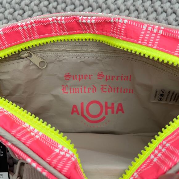 Aloha Collection• SUPER SPECIAL LIMITED EDITION Le Tour Taffy - Picture 11 of 12